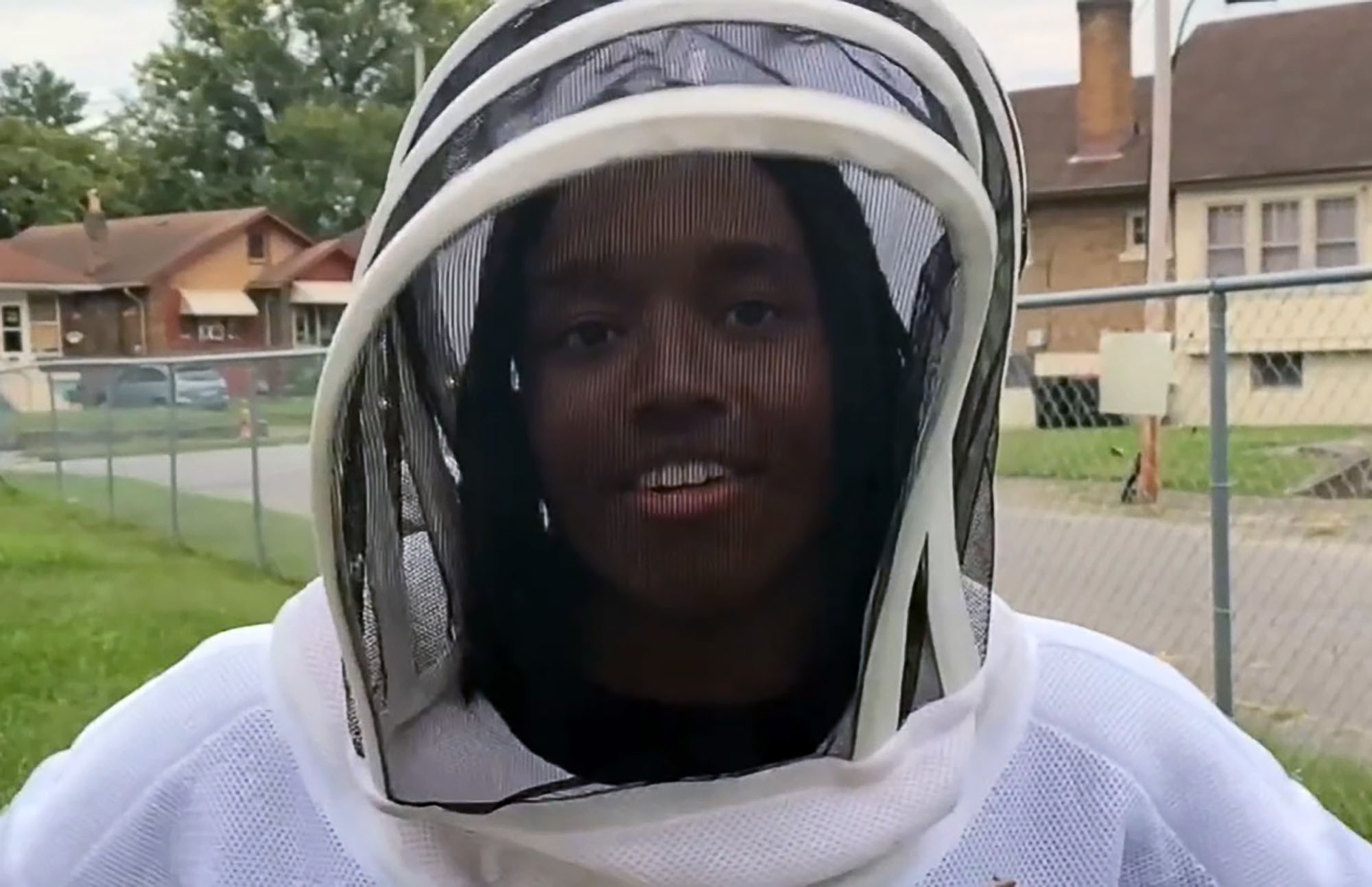 Kentucky Teen On How Beekeeping Helped Him…