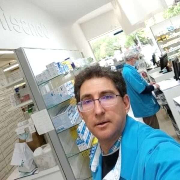 ‘Healthy’ Pharmacist Dies From Bee Stings